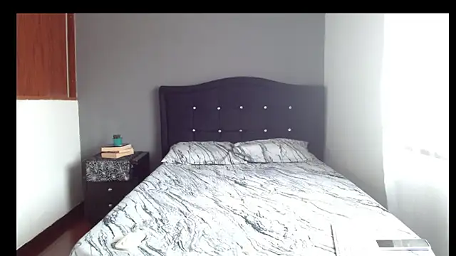 Emilia 1995 online show from 14, 2, 2026