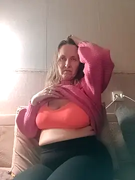 Evelina cute online show from 28, 1, 2025