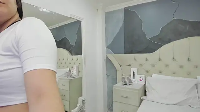 AmberGreyy  online show from 9, 3, 2025