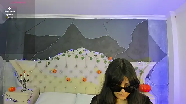 AmberGreyy  online show from 29, 10, 2025