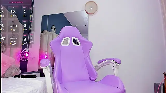 IsabellaBromsS online show from 17, 12, 2024