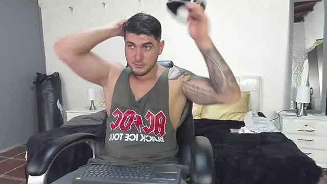 Teilor Creed online show from 13, 2, 2025