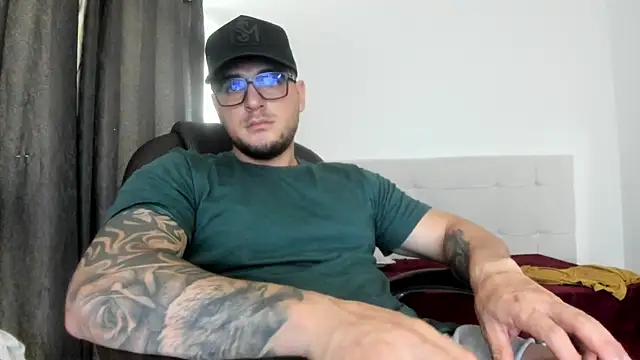 Teilor Creed online show from 5, 11, 2025