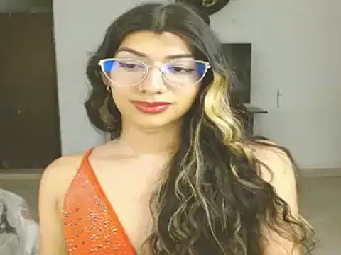 engielphoenis14 online show from 15, 1, 2025