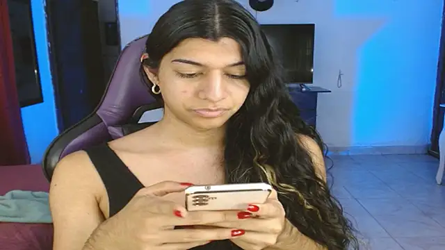 Snapshot of engielphoenis14 chatting on 25, 2, 2026 engielphoenis14 online show from 25, 2, 2026