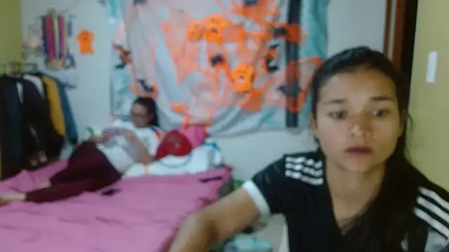 clayre and jill online show from 2, 11, 2025