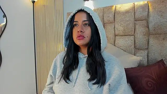 amatista  smith online show from 1, 10, 2025