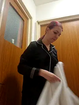 Evadesirex46 online show from 19, 2, 2026