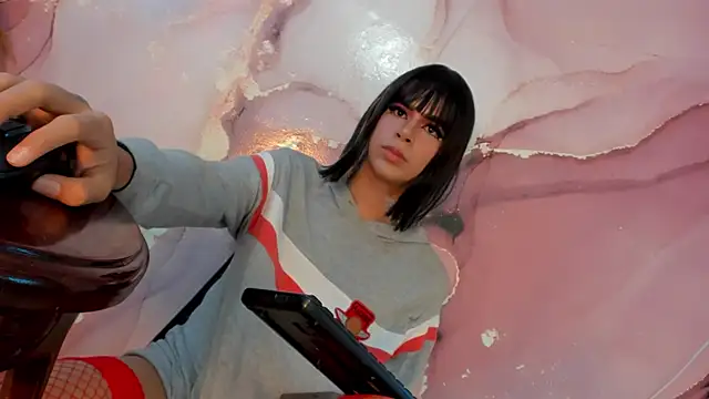 Tiff Valentine online show from 22, 2, 2025