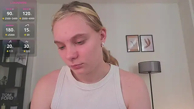 Snapshot of NaokoStifel chatting on 17, 6, 2026 NaokoStifel online show from 17, 6, 2026