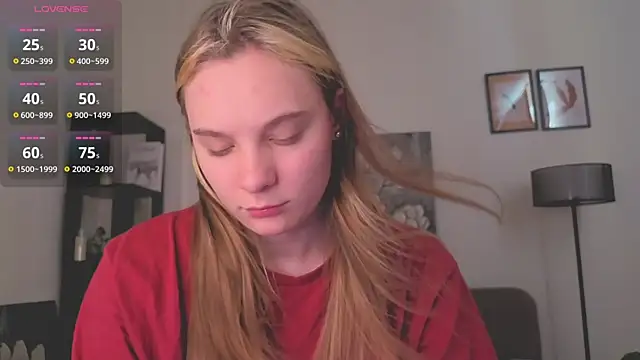 Snapshot of NaokoStifel chatting on 24, 6, 2026 NaokoStifel online show from 24, 6, 2026