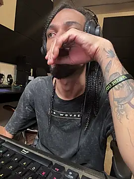 hotcamboy420 online show from 27, 2, 2026