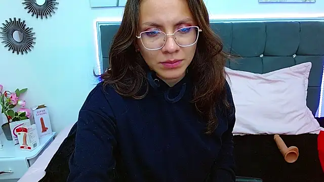 Snapshot of karlamorris_ chatting on 31, 12, 2024 karlamorris online show from 31, 12, 2024