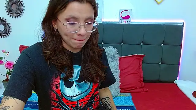 Snapshot of karlamorris_ chatting on 3, 2, 2025 karlamorris online show from 3, 2, 2025