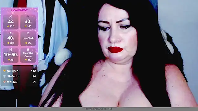 Snapshot of NannaGlossa chatting on 7, 2, 2025 NannaGlossa online show from 7, 2, 2025