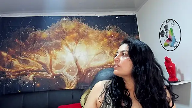 Lust Mom41 online show from 5, 12, 2024