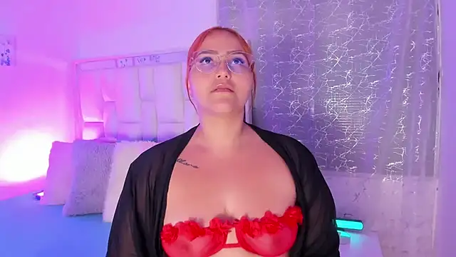 LeahxBarker online show from 12, 11, 2025