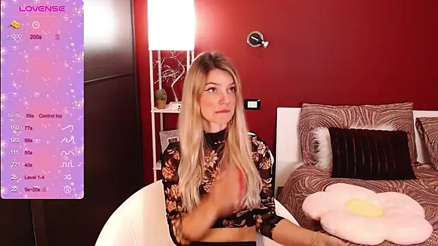 sexy blondegirl online show from 14, 12, 2024