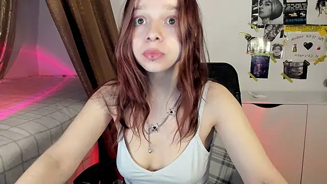 crystal lilith online show from 3, 2, 2025