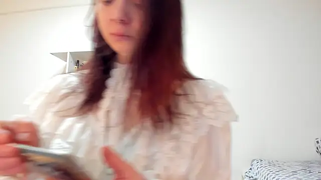 crystal lilith online show from 24, 2, 2025