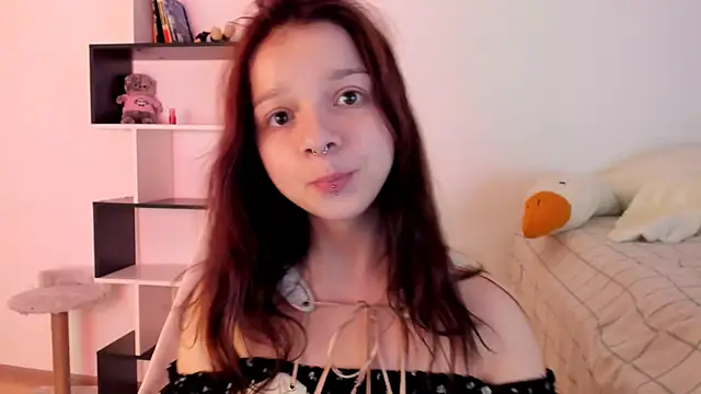 crystal lilith online show from 9, 3, 2025