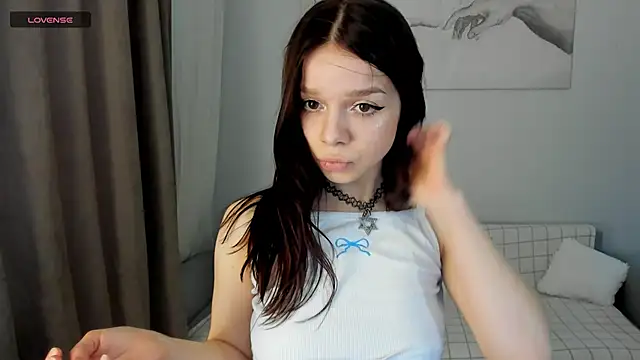 crystal lilith online show from 14, 6, 2026