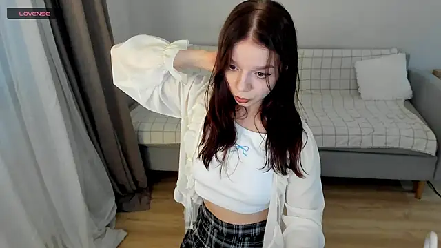crystal lilith online show from 11, 7, 2026