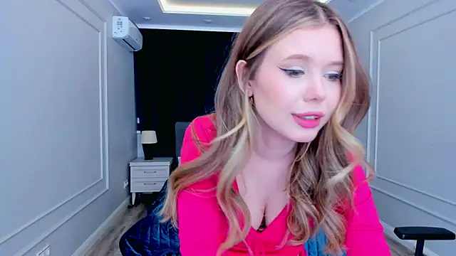 FollowLovee online show from 25, 1, 2025