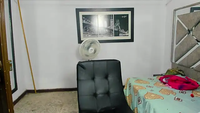 EvaxEmma online show from 13, 11, 2025