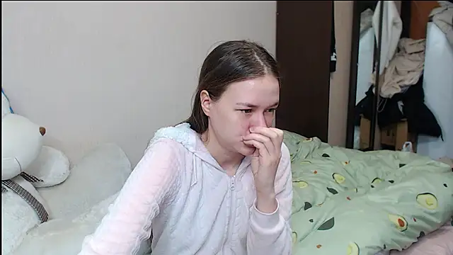 leila bambi  online show from 24, 1, 2025