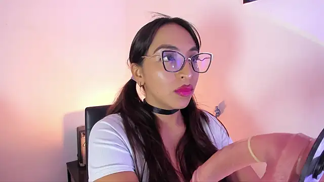 Snapshot of Leticia_brownn1 chatting on 23, 9, 2025 Leticia brownn1 online show from 23, 9, 2025