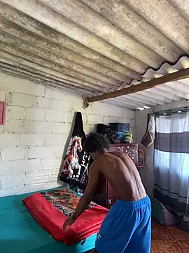 Larry-n-clouds online show from 1, 4, 2026