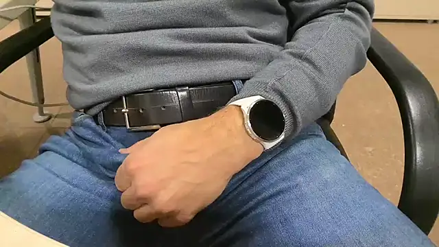 alessandroman2114 online show from 7, 11, 2025