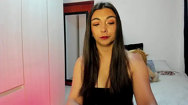 Karla hernandez  online show from 25, 3, 2026