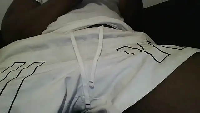 Snapshot of ThatDickSexy2 chatting on 26, 10, 2025 ThatDickSexy2 online show from 26, 10, 2025