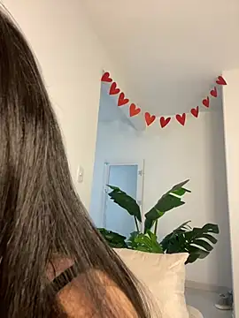 Snapshot of montmariana chatting on 18, 2, 2025 montmariana online show from 18, 2, 2025