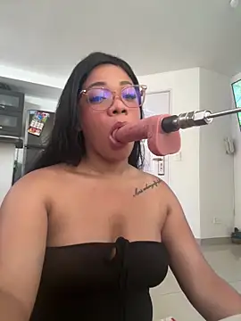 ashley Tompson1 online show from 14, 12, 2025