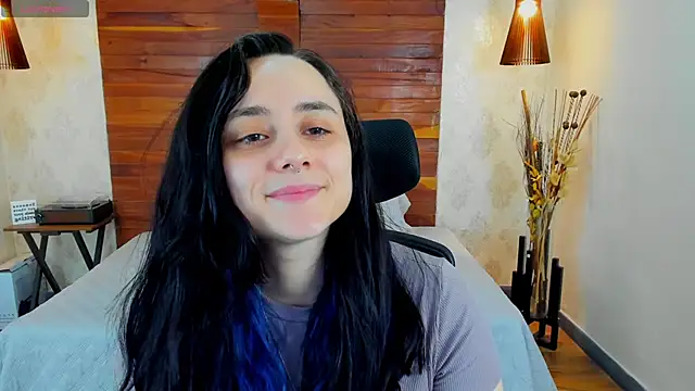 KatherineBond online show from 1, 2, 2025