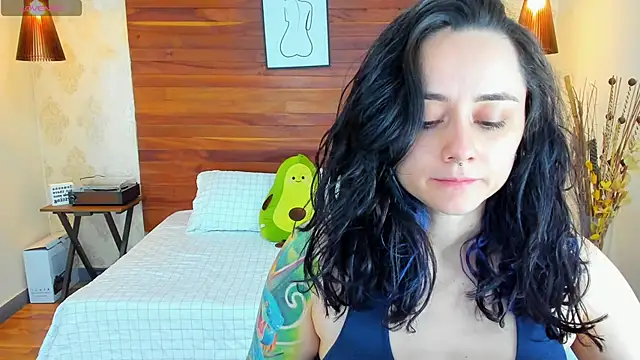 KatherineBond online show from 23, 2, 2025