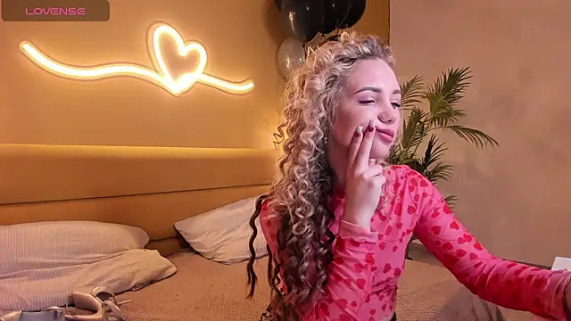 EvaMoran online show from 24, 1, 2025