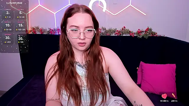 Emma adorablle online show from 18, 12, 2024