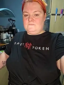 bbw olive peach online show from 23, 2, 2025