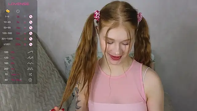 TrissMerigold9 online show from 3, 3, 2025