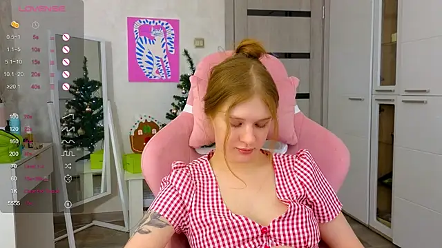 TrissMerigold9 online show from 11, 1, 2026