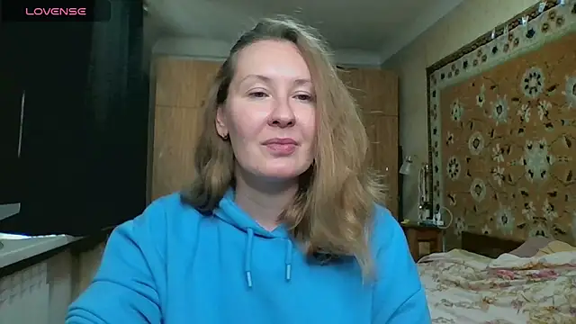 AnnaXLovers online show from 10, 10, 2025