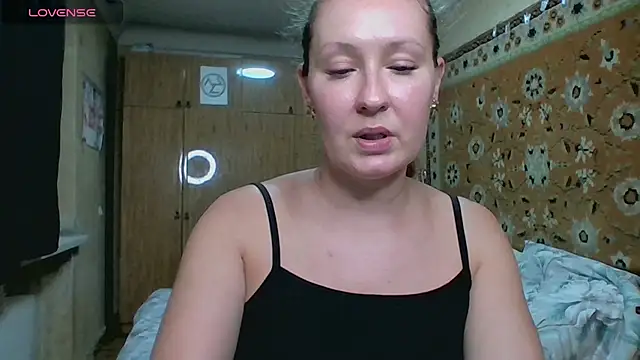 AnnaXLovers online show from 4, 8, 2026