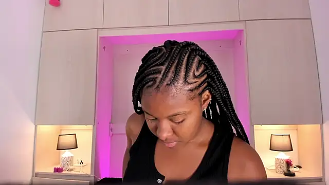 tamaraa smiith online show from 27, 1, 2025