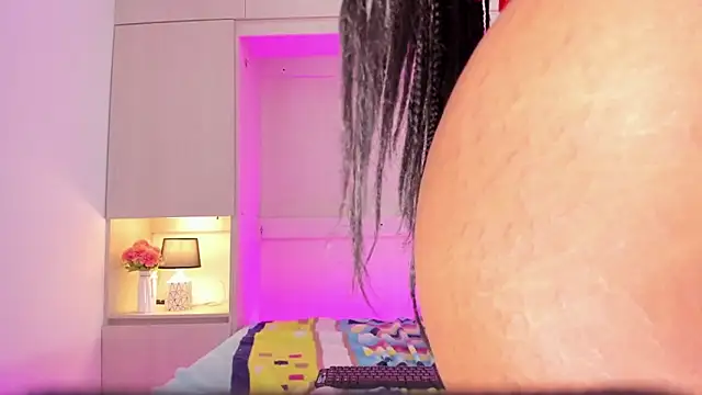 tamaraa smiith online show from 11, 3, 2025