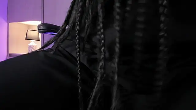 tamaraa smiith online show from 30, 9, 2025