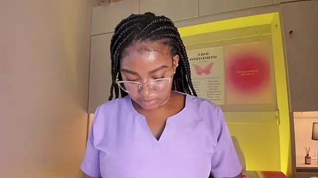 tamaraa smiith online show from 10, 4, 2026